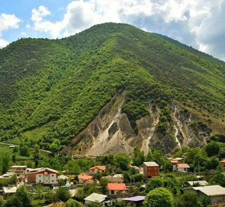 روستای لاویج مازندران؛ مقصدی بکر برای عاشقان آبگرم و طبیعت سبز