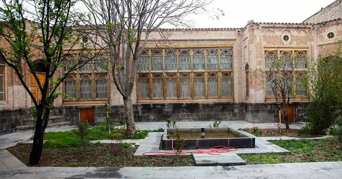 بازدید از خانه میرفتاحی اردبیل | موزه مفاخر دینی